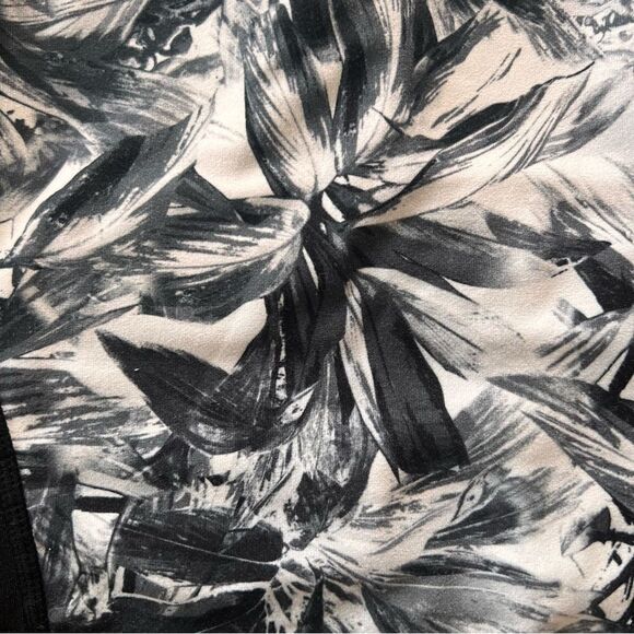 Betsey Johnson Performance Black & White Floral High Neck Sports Bra - Picture 2 of 8